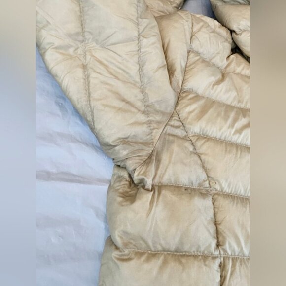 Aritzia TNA Botanie Little Puff Hoodie Jacket. Gray. Size Medium. - Picture 12 of 16